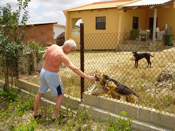 PJ4/OM1ATT Bonaire  Island