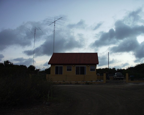 PJ4/OM1ATT Bonaire  Island